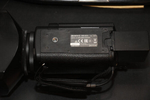 Sony FDR-AX33 Bottom Plate Replacement (3D Print) - Image 3